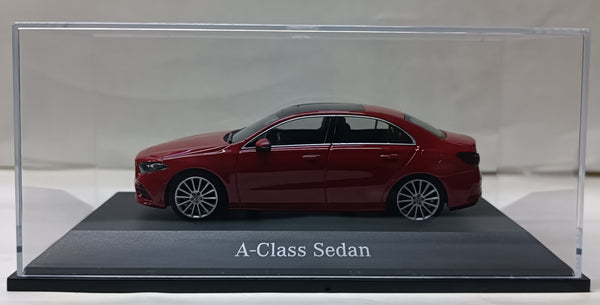 Minichamps Mercedes benz - A klasse Limousine Red Sedan 1/43