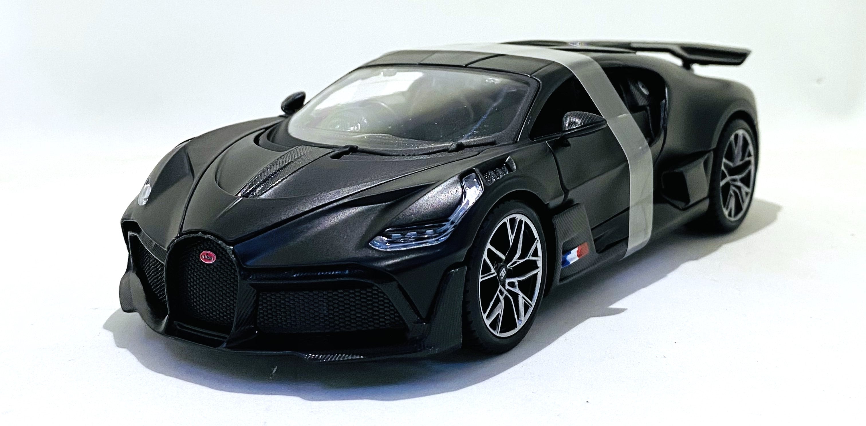 Maisto bugatti hot sale divo