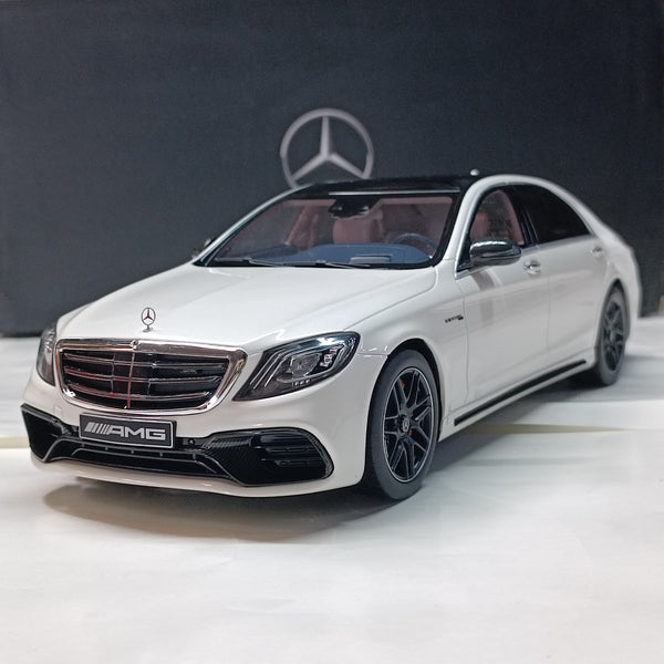 GT Spirit Mercedes Benz AMG S 63 Limited Edition Diamond White Bright 1/18