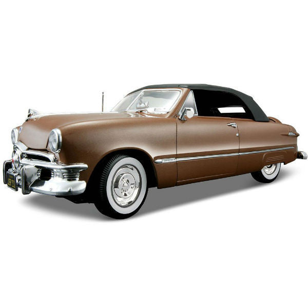 Maisto 1950 Ford Convertible 1/18 Brown