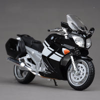 Maisto Yamaha FJR 1300 1/18